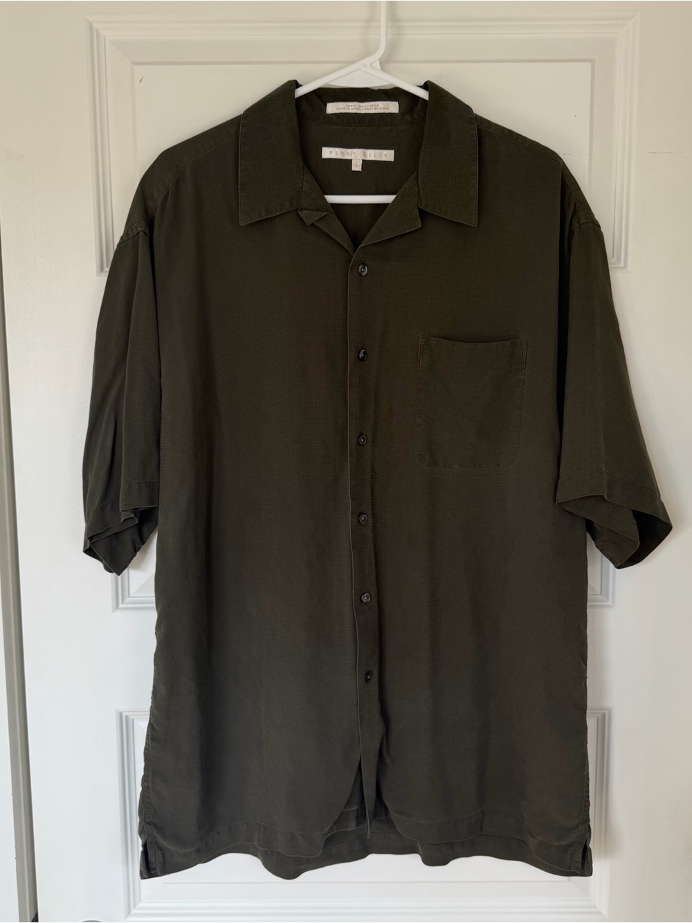 Perry Ellis Men's Short-Sleeve Button-Up Shirt in Dark Olive